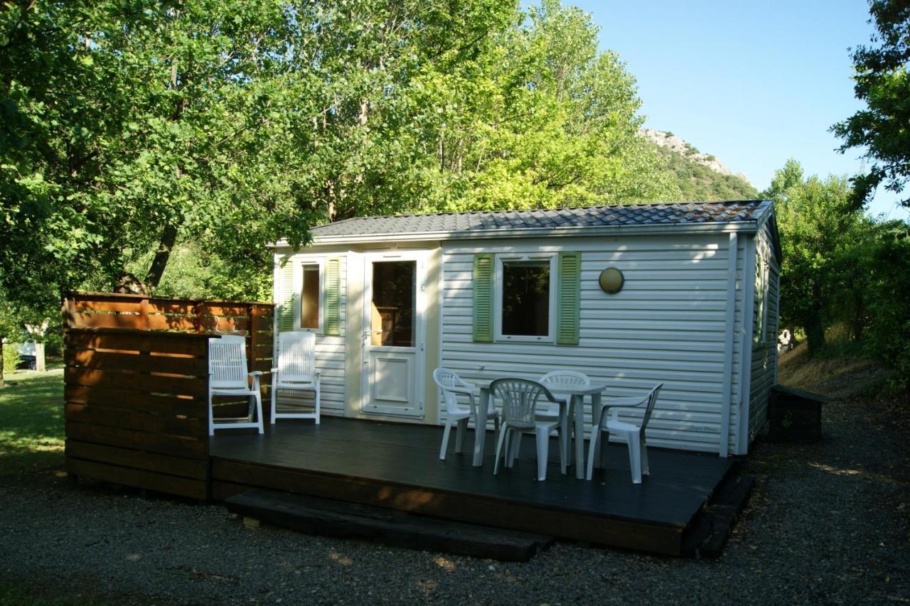 Camping Le Chambron Condorcet Exteriér fotografie